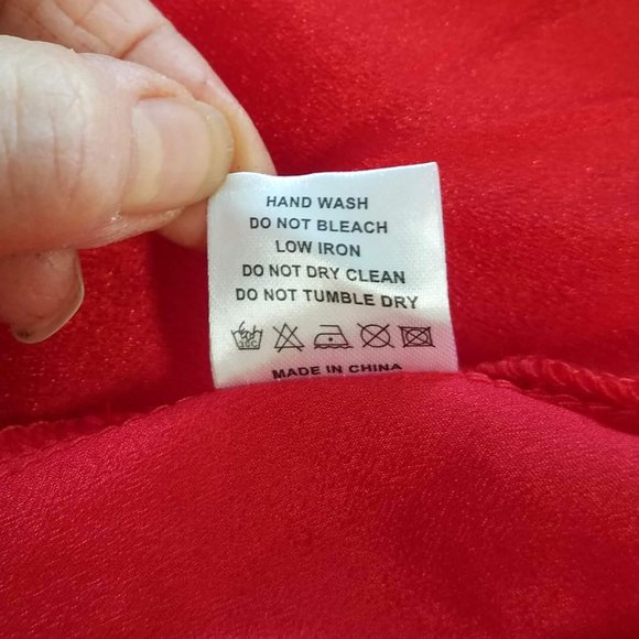 Red Lace Dress, Below the Knee METISU M NWT - Picture 9 of 11